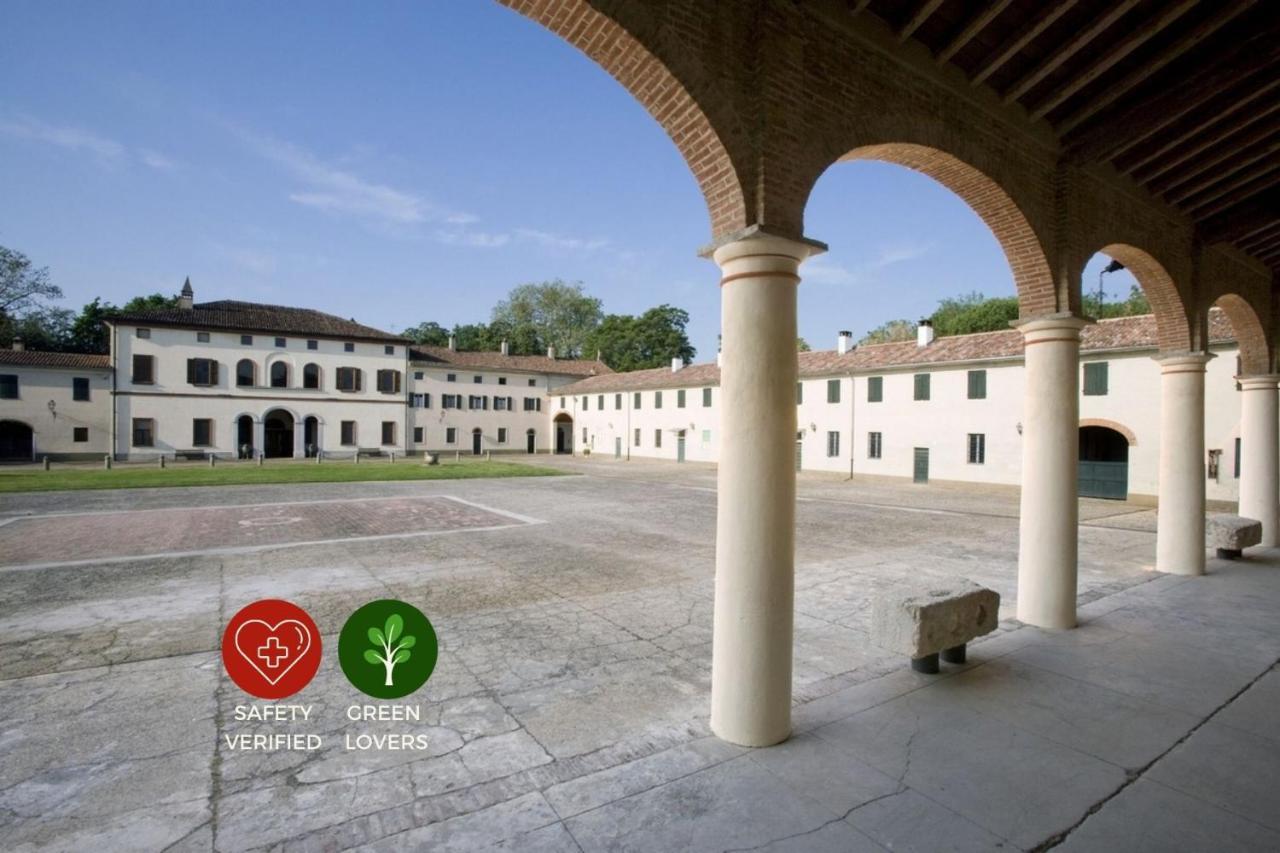 Stagno Lombardo Agriturismo Cascina Farisengo المظهر الخارجي الصورة