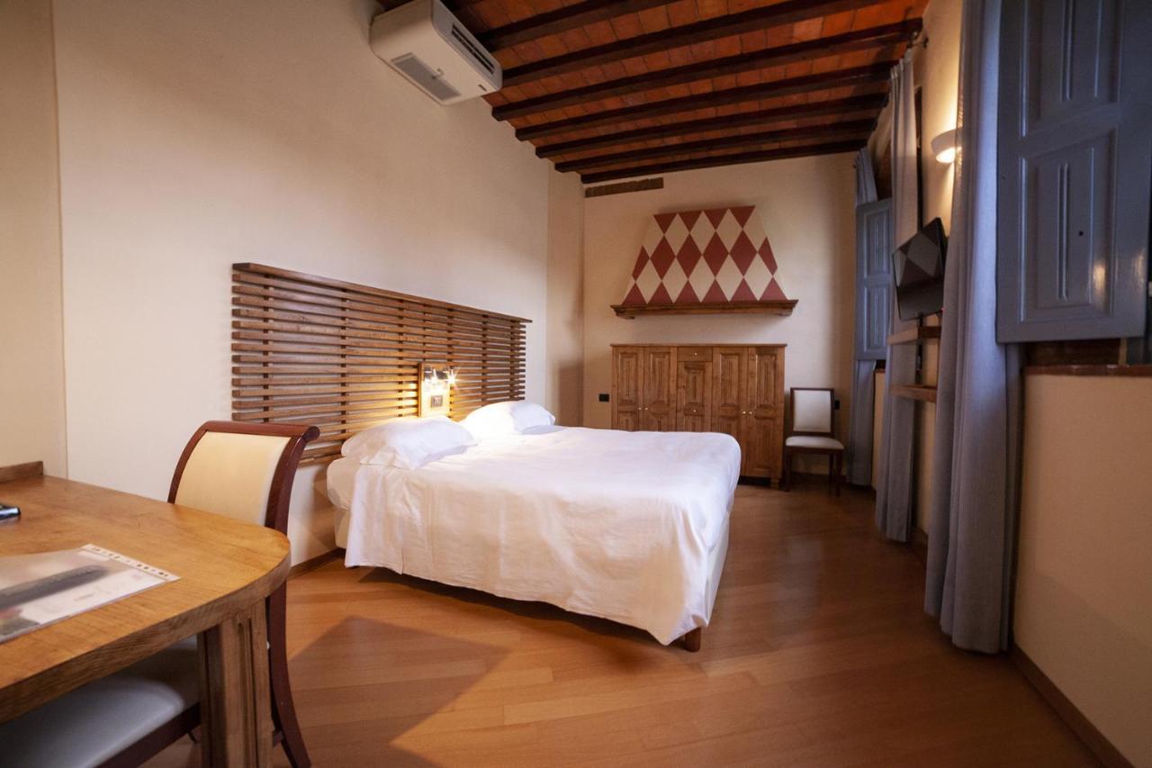 Stagno Lombardo Agriturismo Cascina Farisengo المظهر الخارجي الصورة