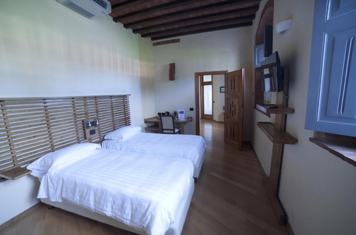 Stagno Lombardo Agriturismo Cascina Farisengo المظهر الخارجي الصورة