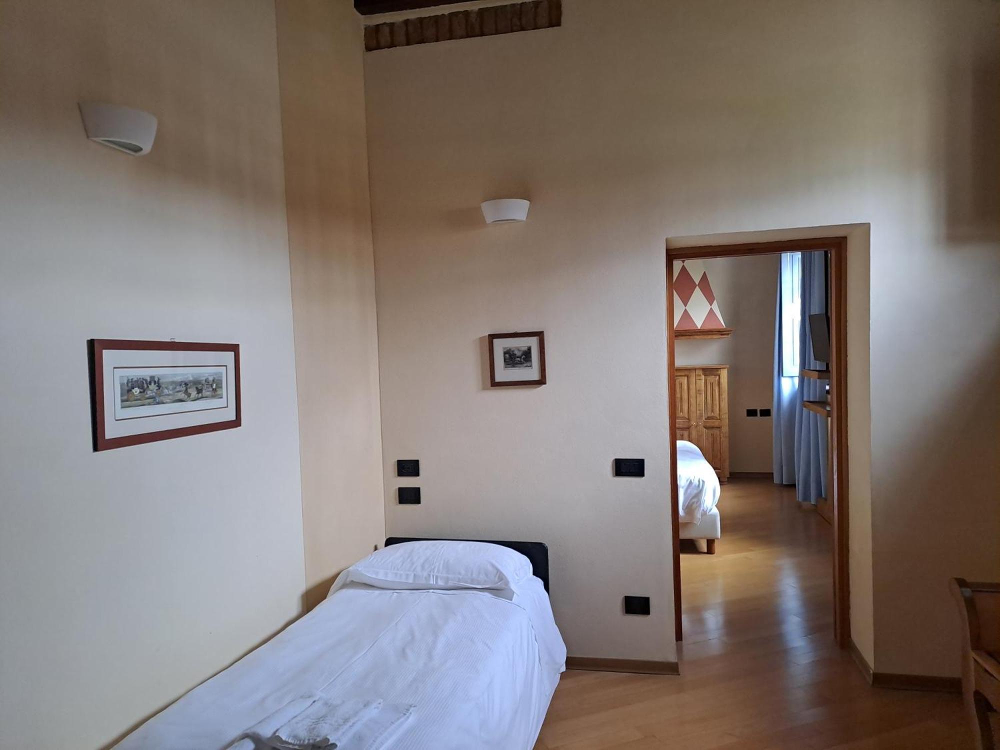 Stagno Lombardo Agriturismo Cascina Farisengo المظهر الخارجي الصورة