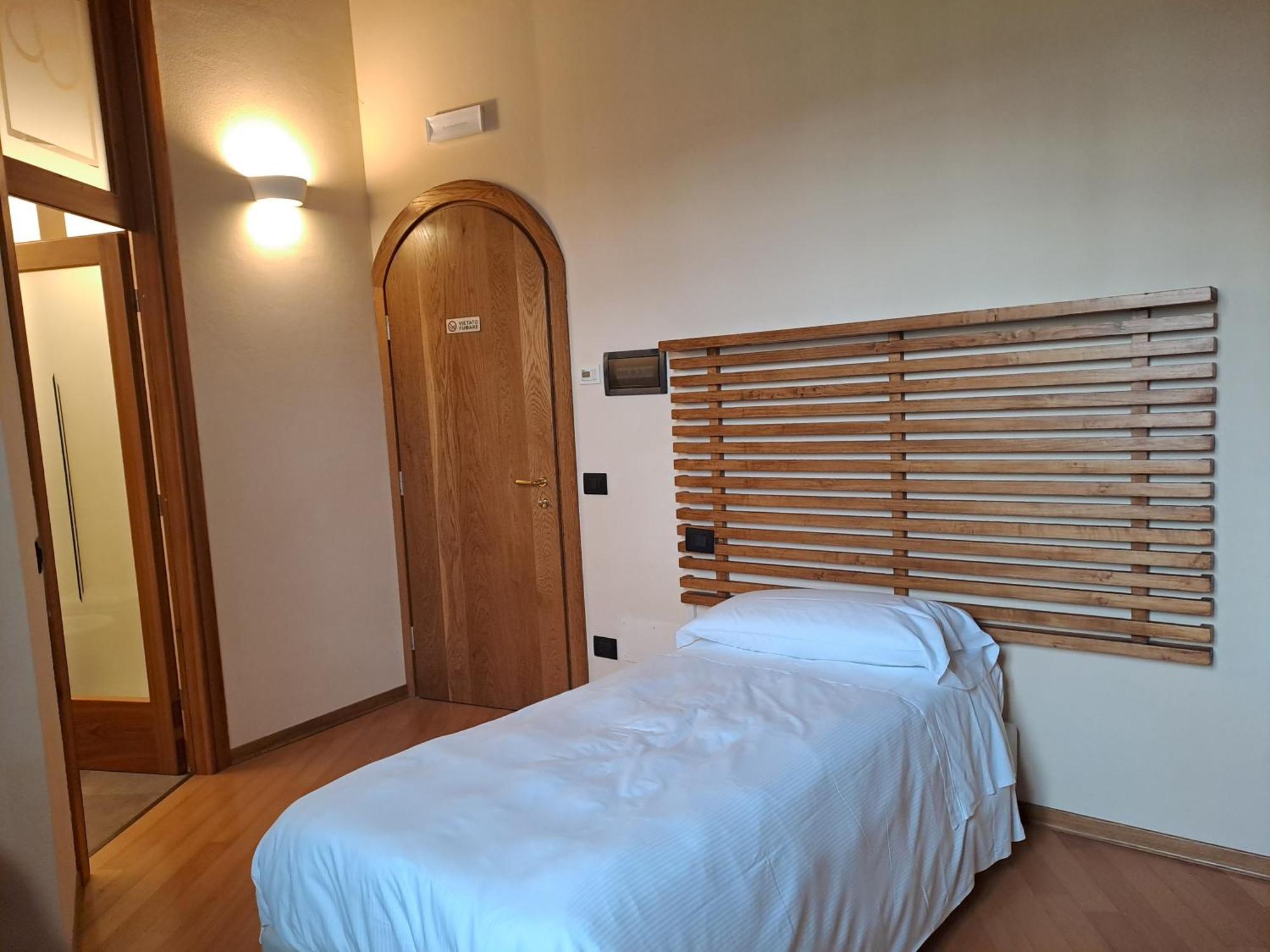 Stagno Lombardo Agriturismo Cascina Farisengo المظهر الخارجي الصورة